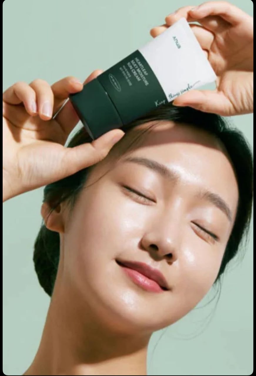 Anua Daily SPF sunscreen & Protection + Free Gift