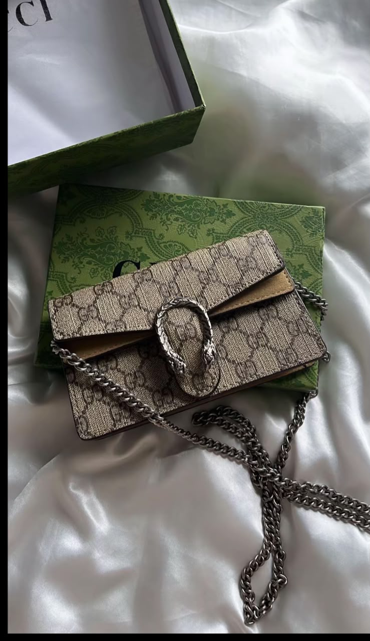c✨ Gucci Mini Dionysus – Small Bag, Big Statement ✨ + free (jewellery stack)