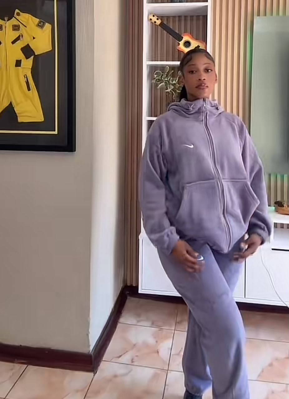 New Arrival Nike Velvet Tracksuits