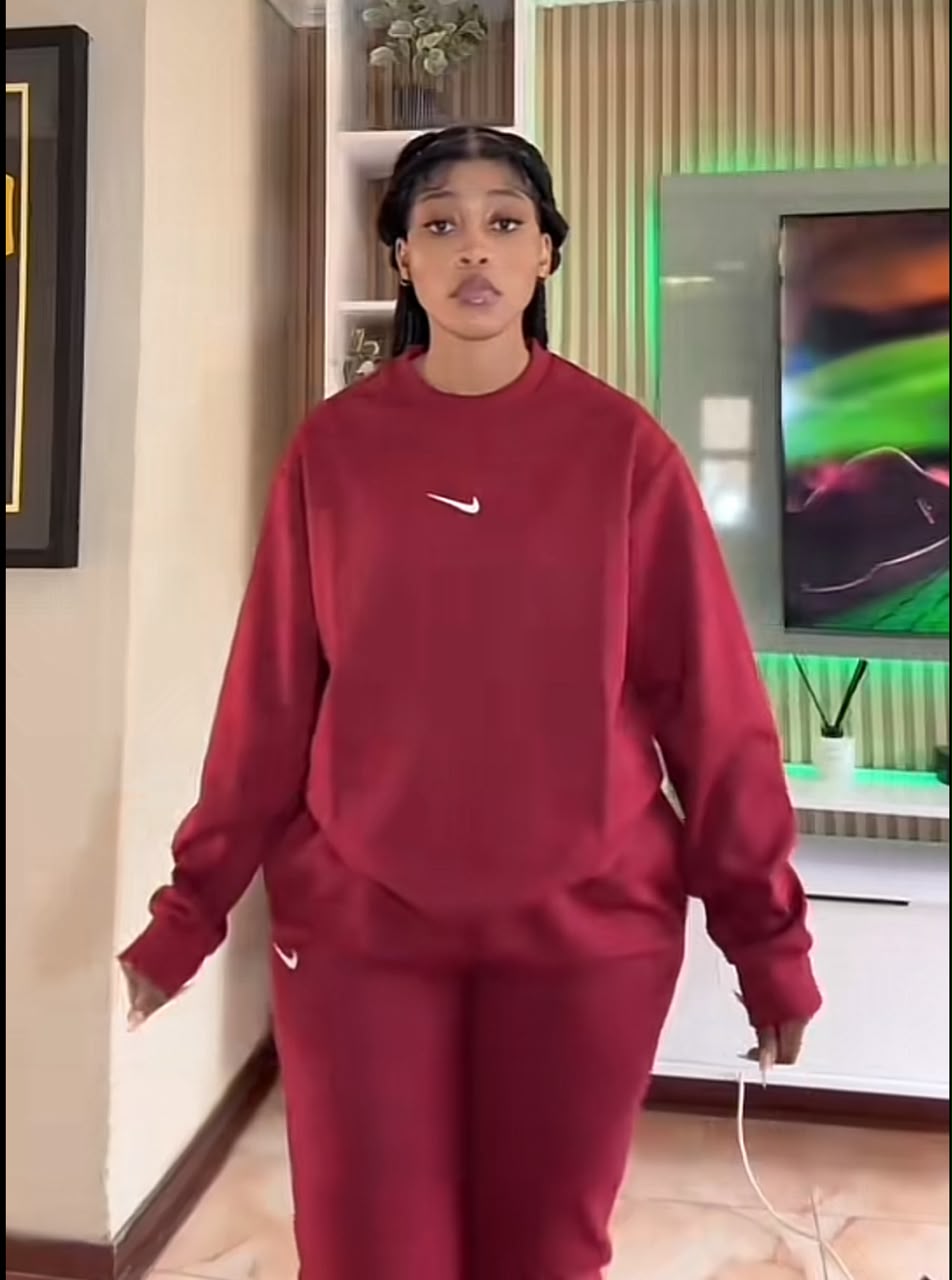 Our Marron Beautiful Nike Tracksuits