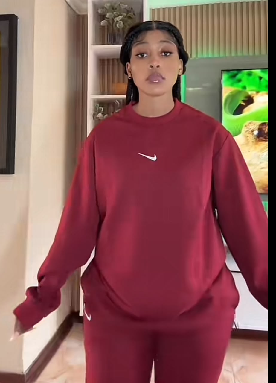 Our Marron Beautiful Nike Tracksuits