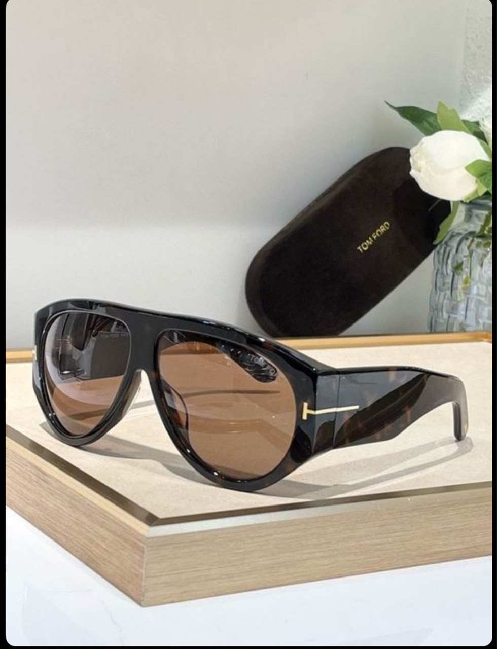 TomFord Sunnies + Free Jewellery Piece